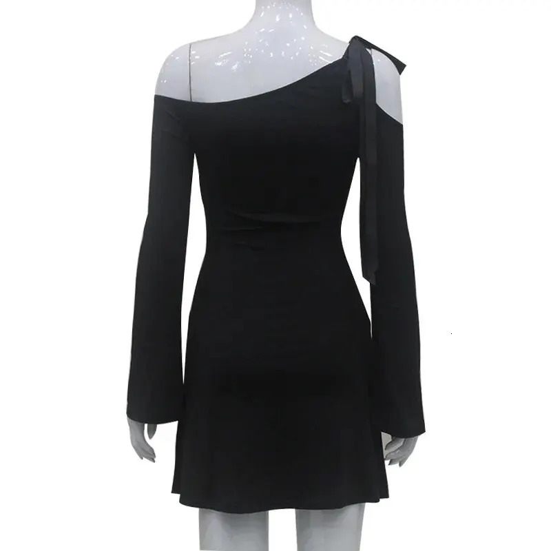 Sexy Irregular Flare Sleeves Diagonal Neck Lace Up Off Shoulder Slim Fit Long Sleeved Dress for Women 241209