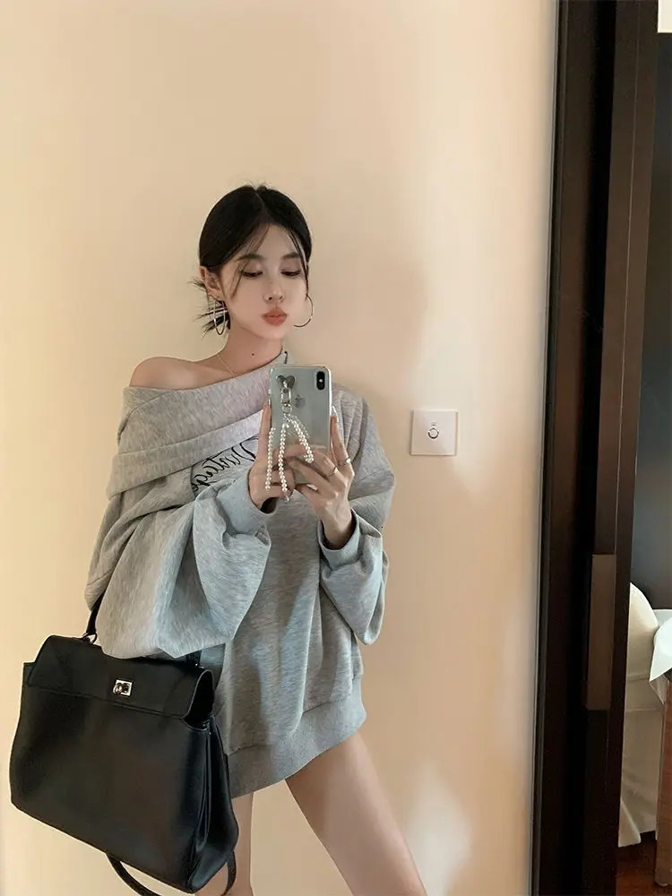 American Retro Gray Letter Printed Hooded Sweatshirt for Women Loose and Lazy Long Sleeved Top 241209