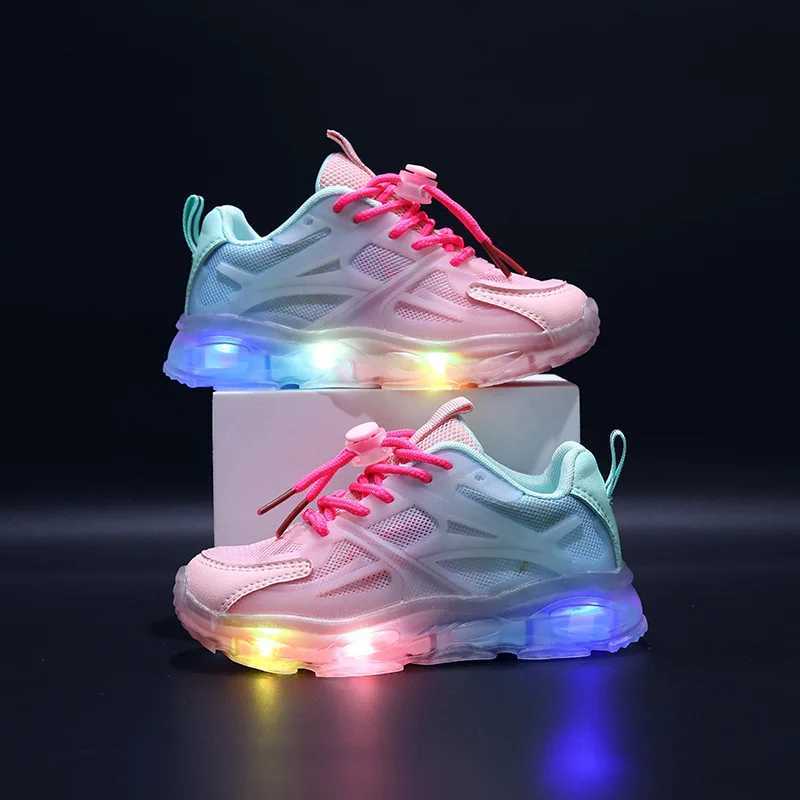 Childrens Sports LED Shoes 2023 Summer New Two-color Mesh Shoes Breathable Light Mesh Childrens Shoes X241218
