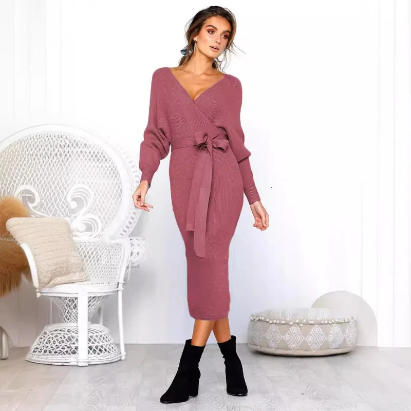 Sexy V-neck lace long sleeved womens dress 241206