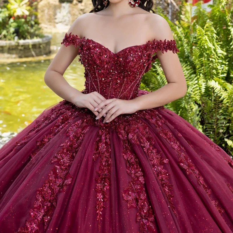 Dark Red Sparkly Ball Gown Quinceanera Dresses Off the Shoulder Applique Lace Beading Crystal Bow Tull Corset Vestidos De 15Anos
