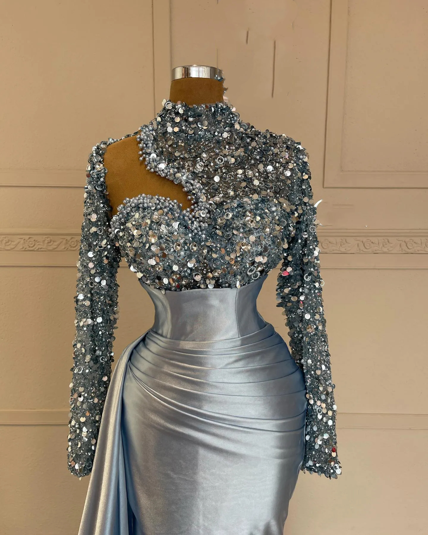 Modern Crystals Sequin Beaded Long Prom Dresses With Detachable Train Front Split Satin Evening Gowns Full Sleeves Mermaid Special Occasion Dress For 