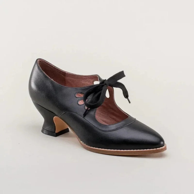 Retro Jane Pumps Woman Vintage Lace Up Low Heel Dress Zapatos Ladies Butterfly Wing Derby Shoes Plus Size 241209