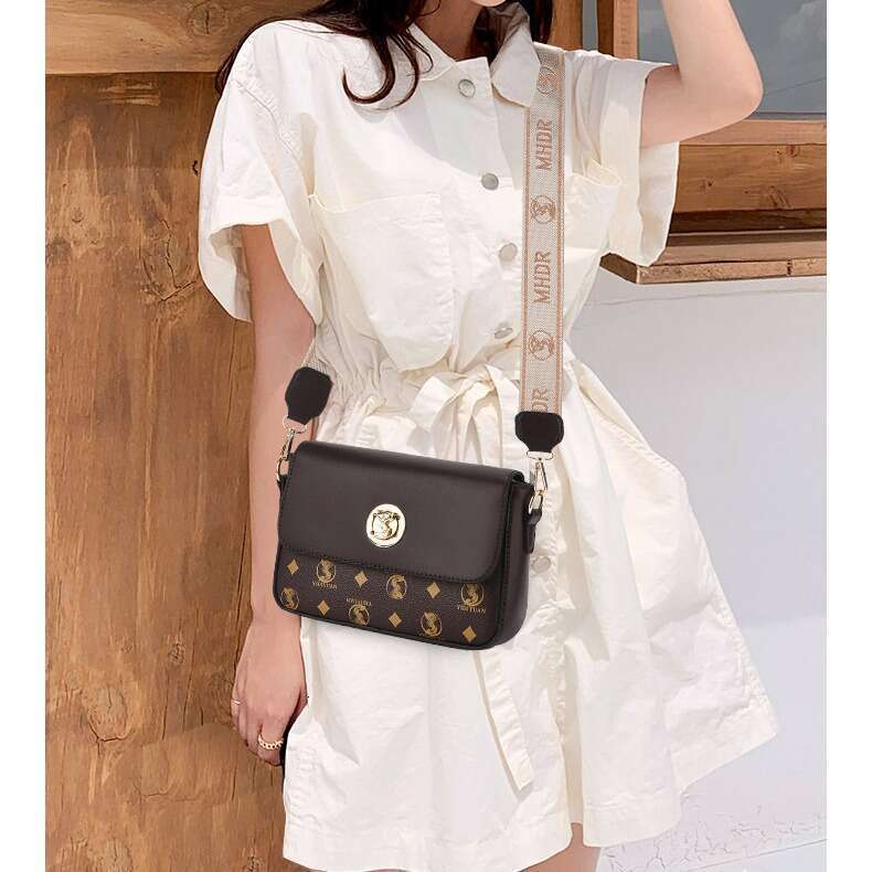 High end handbag for women in the summer of 2024, exquisite printed small square bag, single shoulder crossbody bag