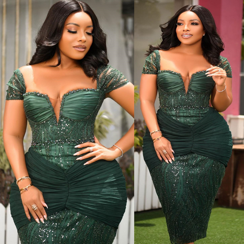 2025 Plus Size Hunter Cocktail Dresses for Women T Length Short Prom Dresses Mini Graduation Dresses Illusion Beaded Lace Crystals Pearls Sexy Club Go