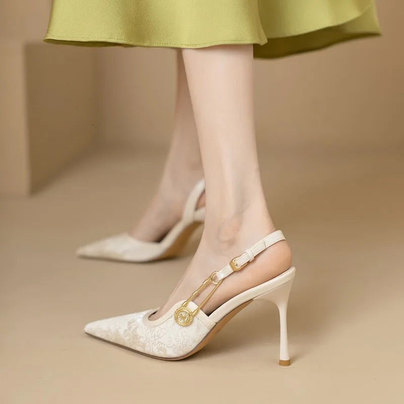 Pointed-toe Stiletto Heels Womens Sequins Cloth Spring and Summer Straight Buckle Banquet Shoes Single Shoes 241209