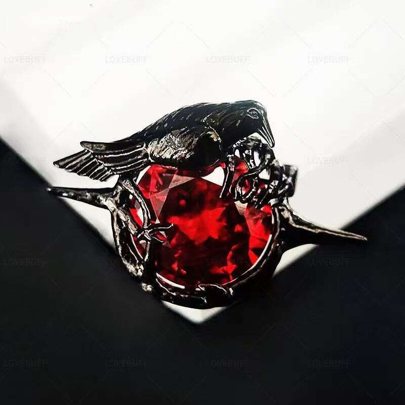 Love and Deep Space Ancient Style Crow Brooch Personalized Fashion Design Night Attack Chapter Birthday Gift Decoration