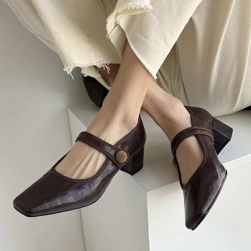Spring High -heeled Shoes Female Dwarf Retro Dress Shoes Fashionable Square Toe Shallow Mouthpiece 241209
