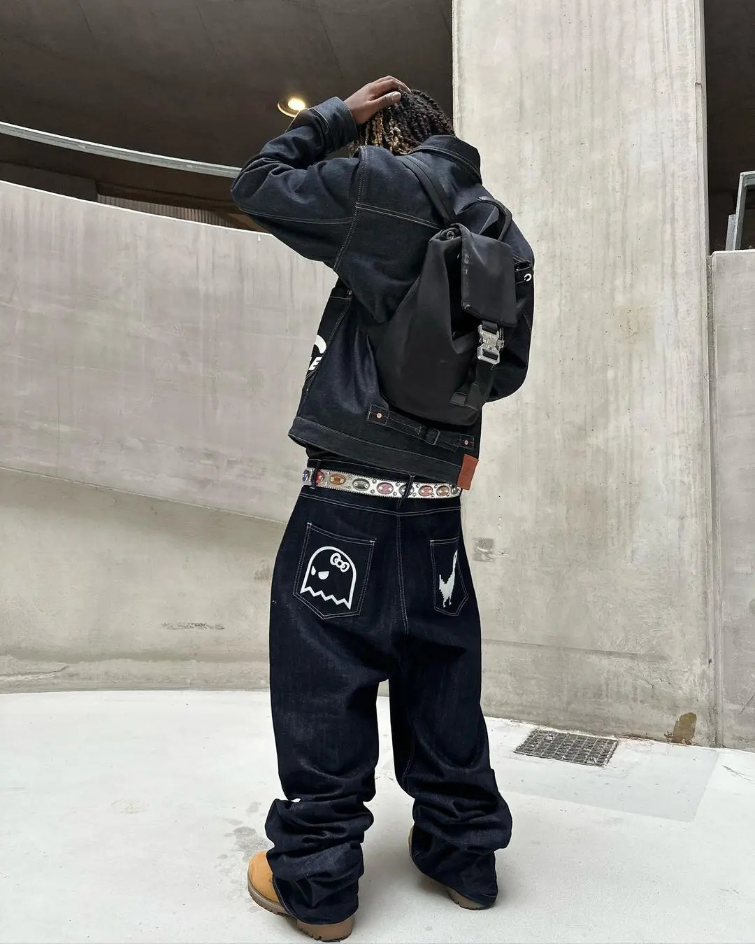 Mens Hip Hop Retro Stardog Embroidery Jeans Y2K Baggy Black Denim Pants Fashion Casual Wide Leg Straight Streetwear 241206