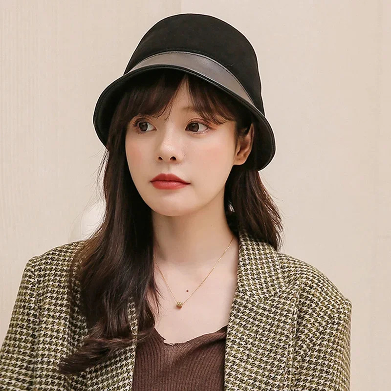 Korean niche retro leather womens bucket hat brown womens fisherman splicing Gorro womens cover street basin Ca 241205