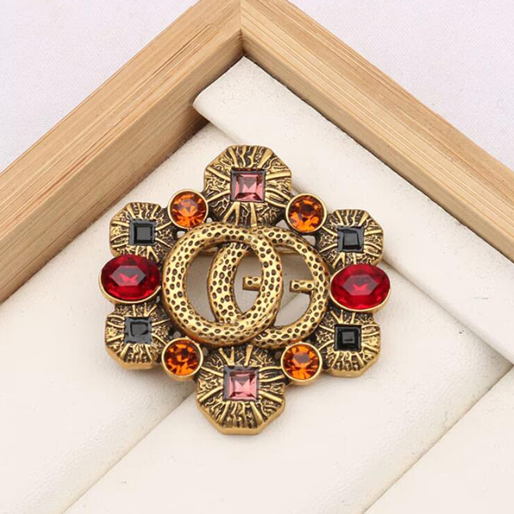 20Styles Diamond Brooches Pin Designer Brooch Geometric Women Crystal Rhinestone Pearl Letter Pins for Famous Wedding Party Jewelry Accessories