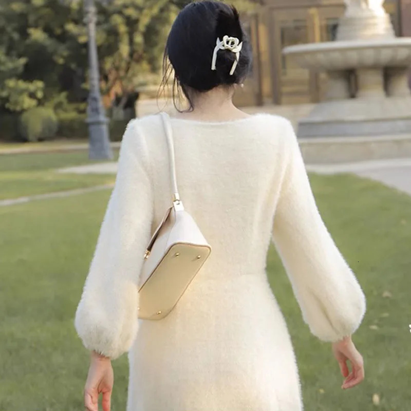 Womens winter clothing mink fur dress thick O-neck sweater A-line floral dress womens casual dress 241206