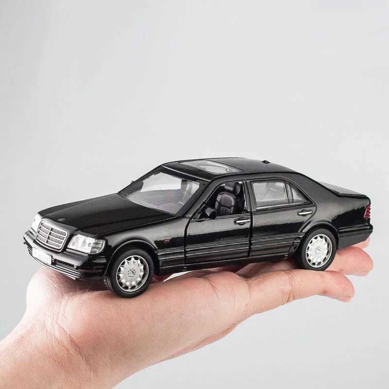 1/32 Mercedes Benz W140 Classic Toy Car Model Die Cast Alloy Miniature Sound and Light Pull Back 1 32 Childrens Series Gift X241209