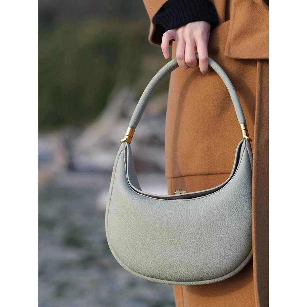 Advanced crescent armpit bag, pine moon series, versatile commuting handbag, designer's new autumn and winter women's bag