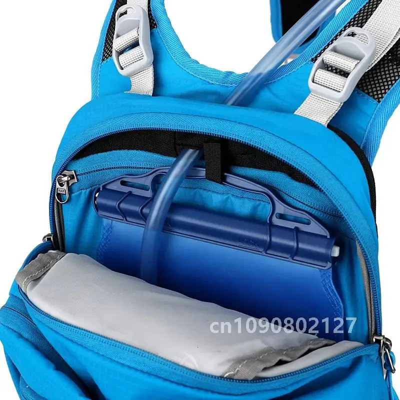 Mountaineering backpack 20 liters mens and womens outdoor sports bag waterproof camping hiking rain 241209