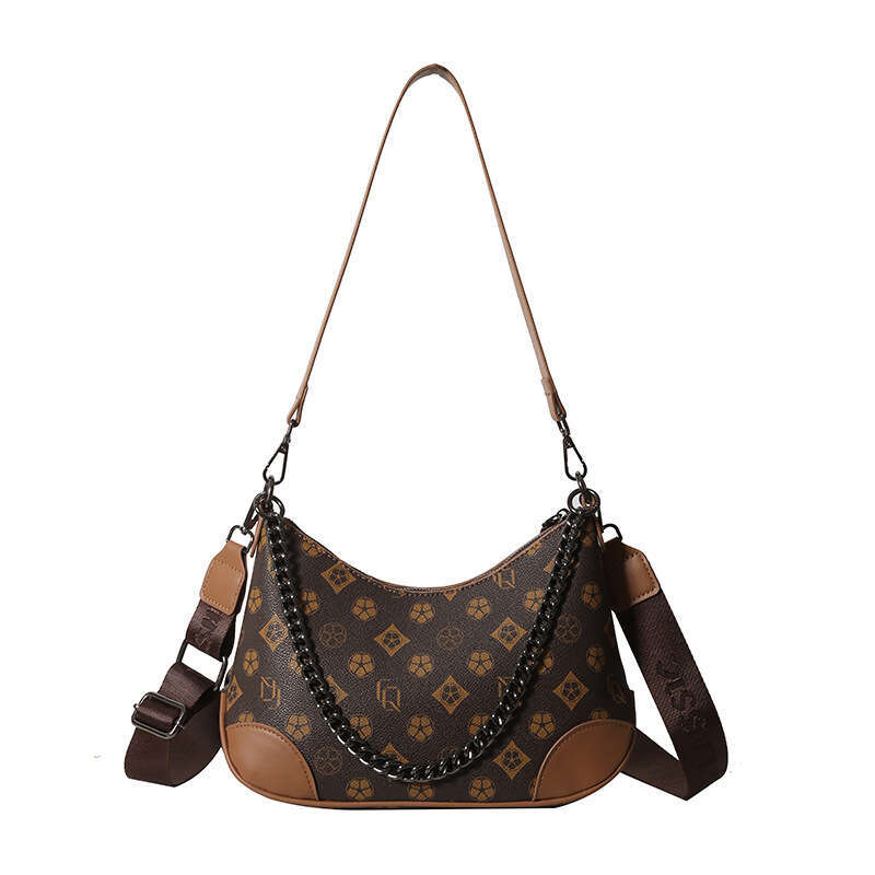 Fashionable new underarm women's style shoulder bag, stylish letter printed crossbody bag