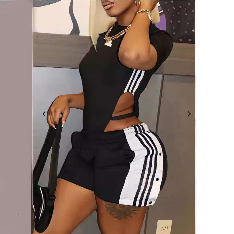 European and American women's fashionable printed sports pants sexy one-piece buckle T-shirt set 2024 new casual versatile fashion clothing