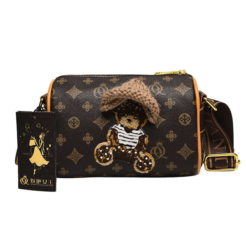 Embroidered teddy bear pillow women's light luxury Boston bag, trendy printed single shoulder crossbody bag
