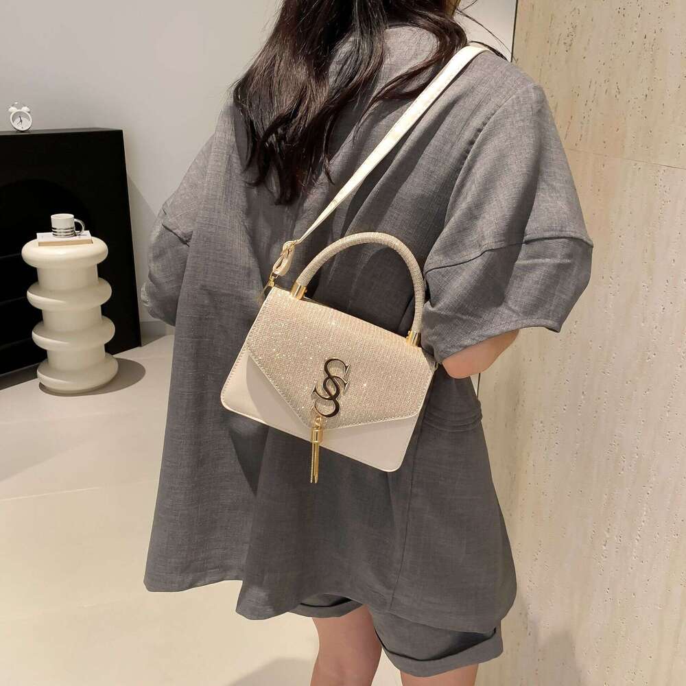 2024 Summer New Small Square Women's Fashion Trend Letter Simple and Versatile Handbag Single Shoulder Crossbody Bag