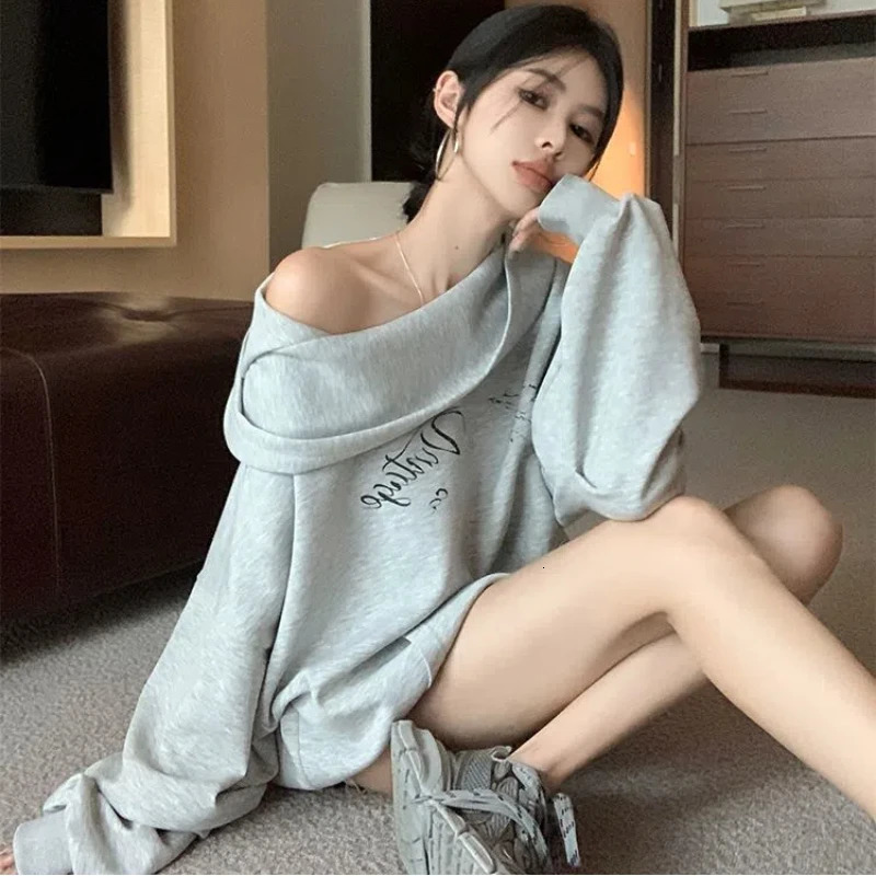 American Retro Gray Letter Printed Hooded Sweatshirt for Women Loose and Lazy Long Sleeved Top 241209