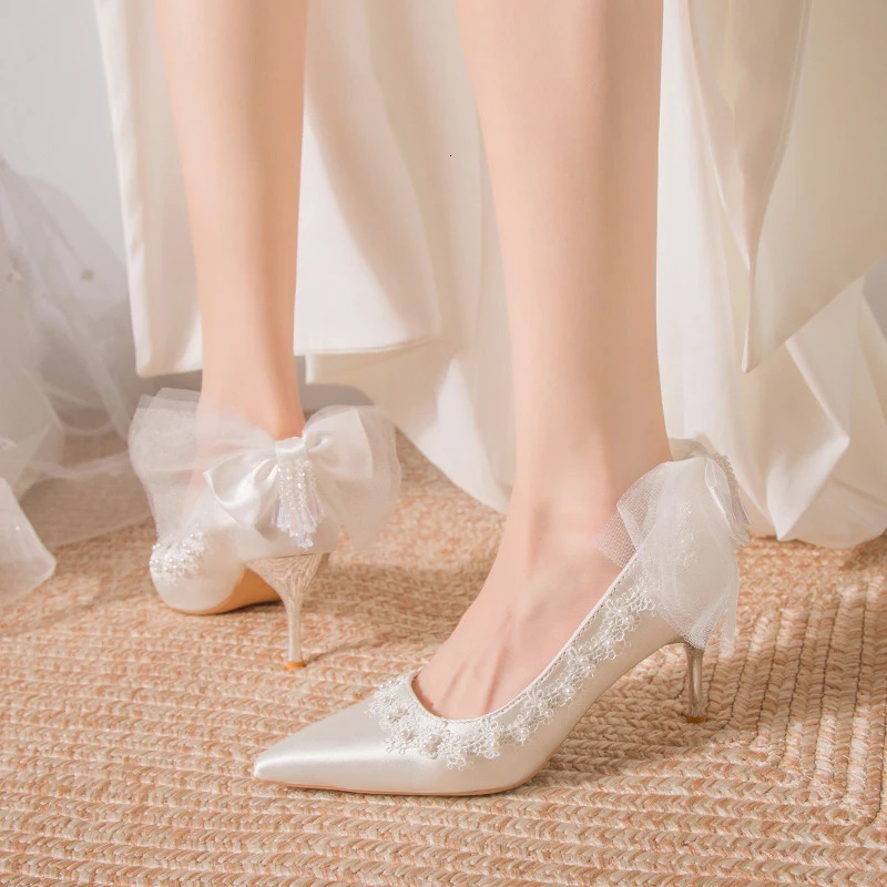 Wedding Shoes Bride White Wedding Shoes Female Satin High Heels Bow Pumps Women Shoes Rhinestone Lace High Heels Party Shoe 241209