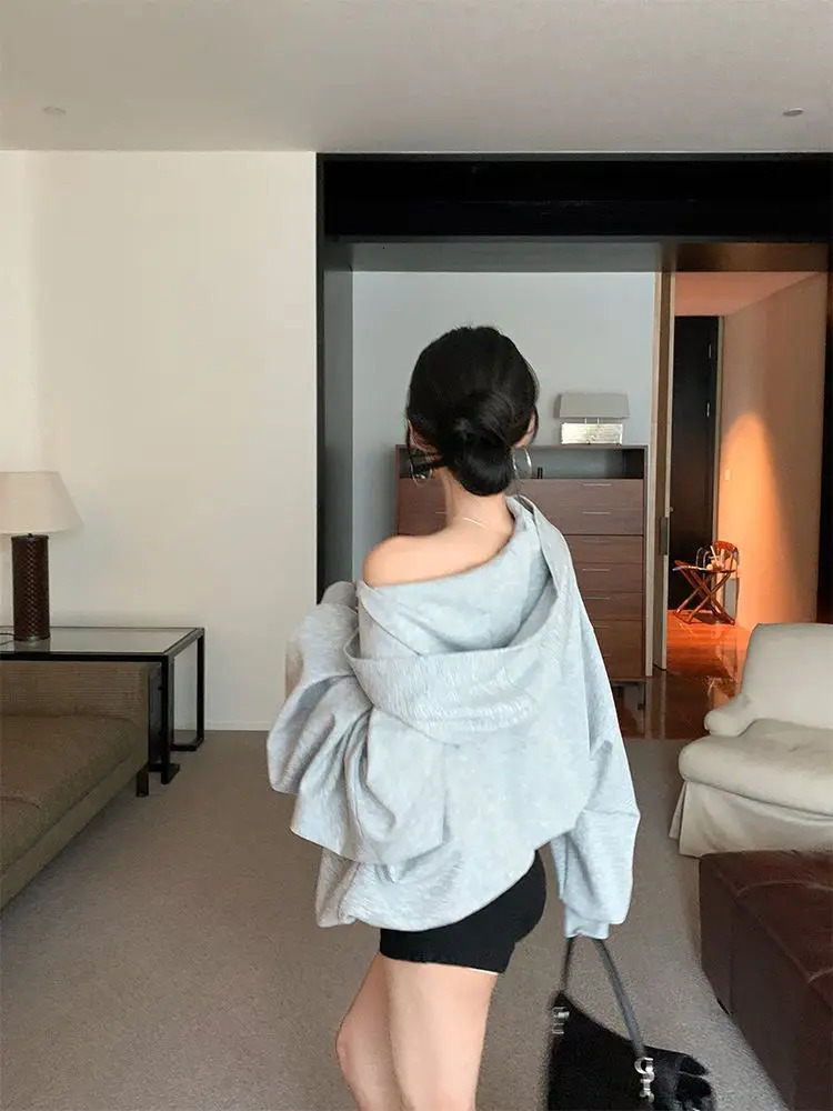 American Retro Gray Letter Printed Hooded Sweatshirt for Women Loose and Lazy Long Sleeved Top 241209