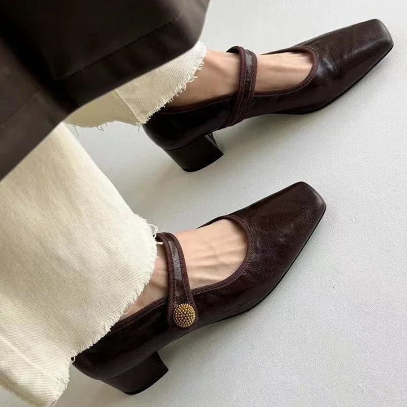 Spring High -heeled Shoes Female Dwarf Retro Dress Shoes Fashionable Square Toe Shallow Mouthpiece 241209