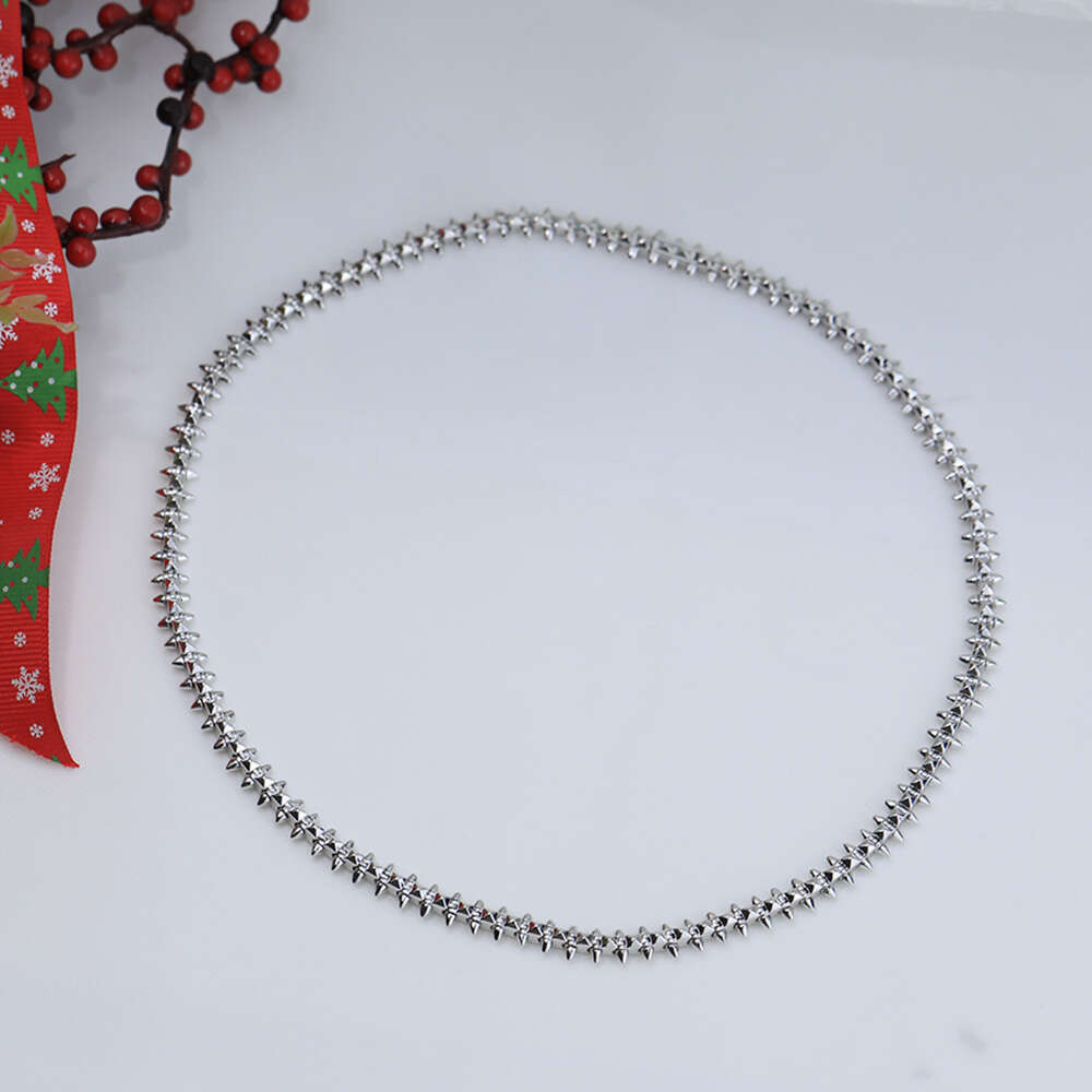 Fashionable Punk Style Metal Rivet Necklace With Neutral Exquisite Party Brand Jewelry New Models Internet Celebrity