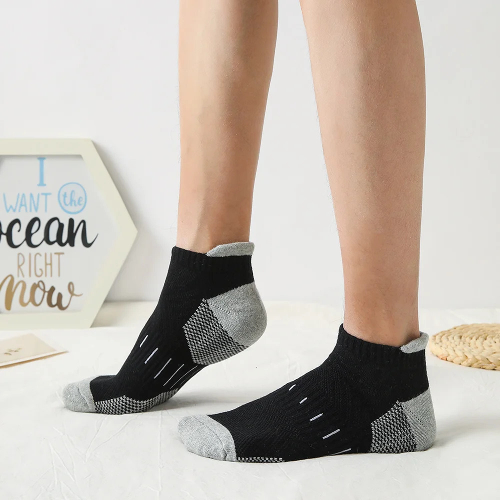 6 pairs/batch mens sports socks breathable outdoor running cushioning thick basketball socks cotton training short tube socks 241206