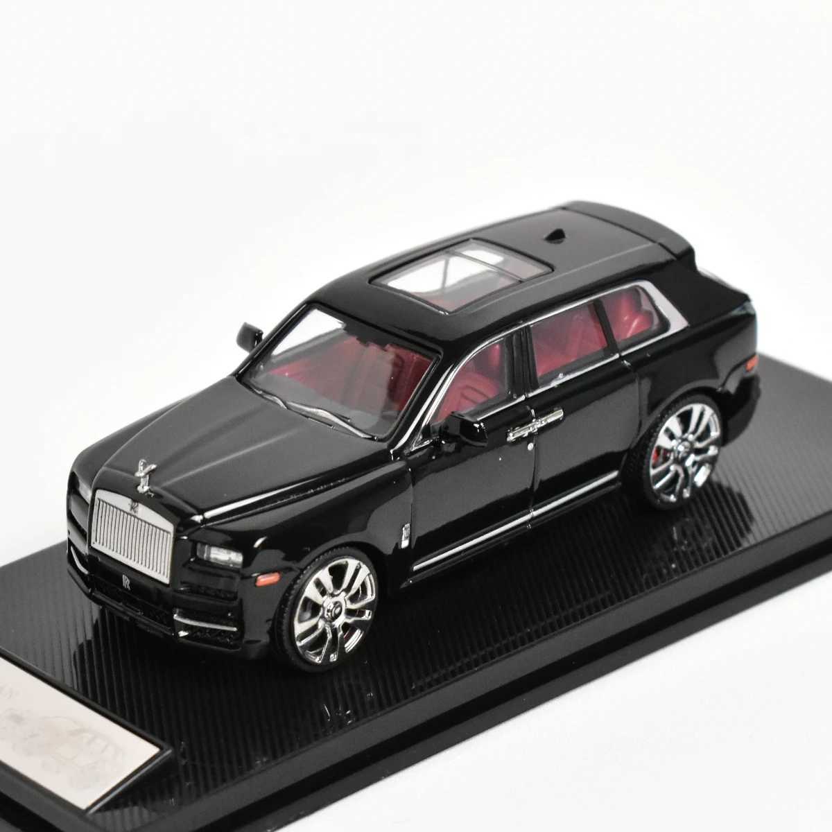ING 1 64 Cullinan SUV Diecast model car X241209