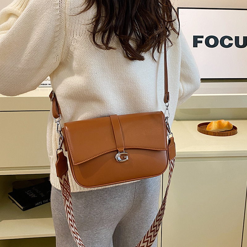 Fashion for women 2025s designer new small square simple casual single shoulder diagonal cross versatile stylish bag women bag