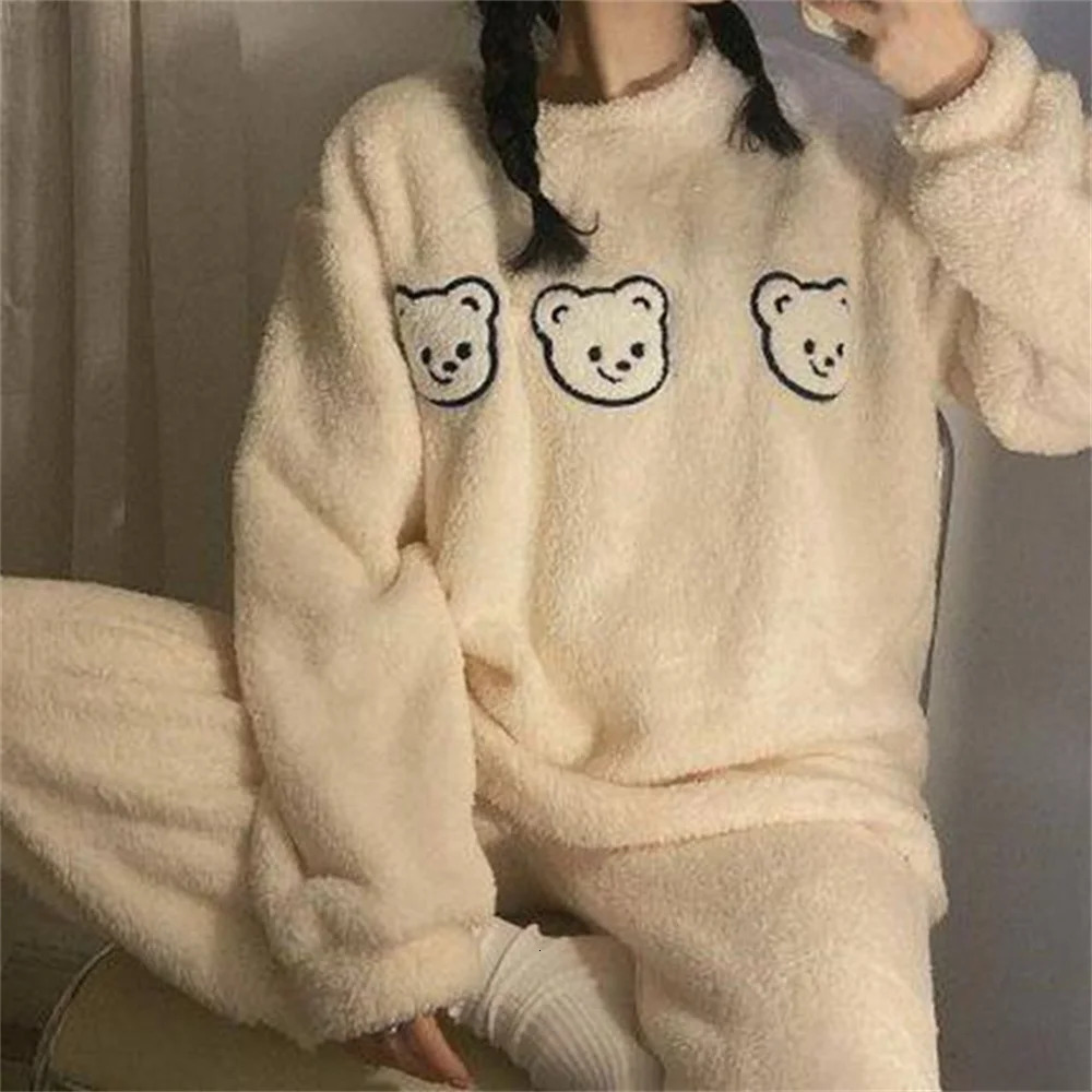 Autumn Winter Pijamas Kawaii Pajama Set for Women Cartoon Sweet Bear Flannel Pajamas Womens Pajamas Inkless Night Set Soft Home Clothing 241202