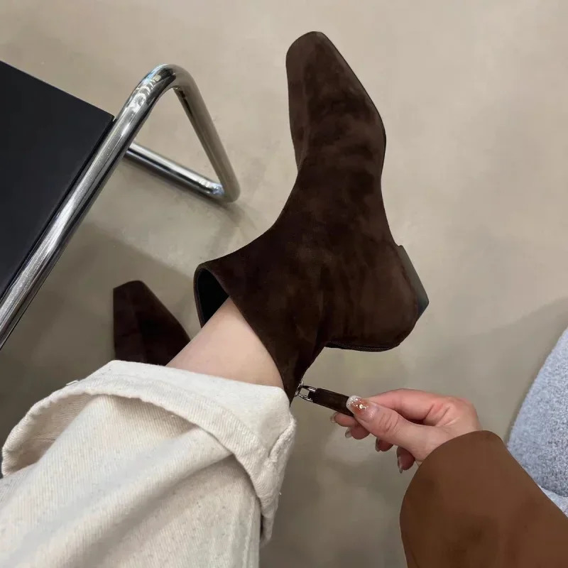 Flat shoes flat shoes suede warm womens shoes winter square toe casual Chelsea 2025 trend low boots snow boots unprinted Zapatos 241206