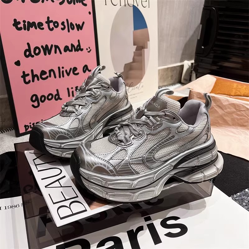 2025 free shipping shoes designer shoes for womens running shoes sliver red ventilation outdoor running shoes size 35-40