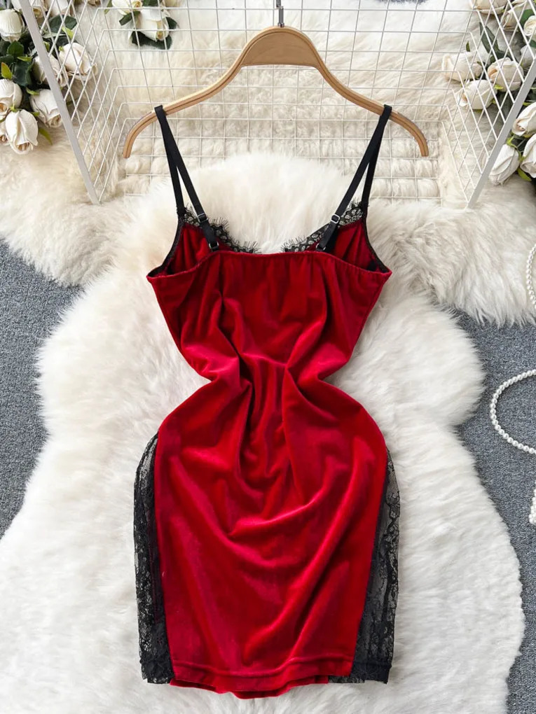 Foamlina Women Sexy Floral Lace Patchwork Velvet Nightgown Elegant Spaghetti Strap Sleeveless See Through Nightwear Sleep Dress 241209