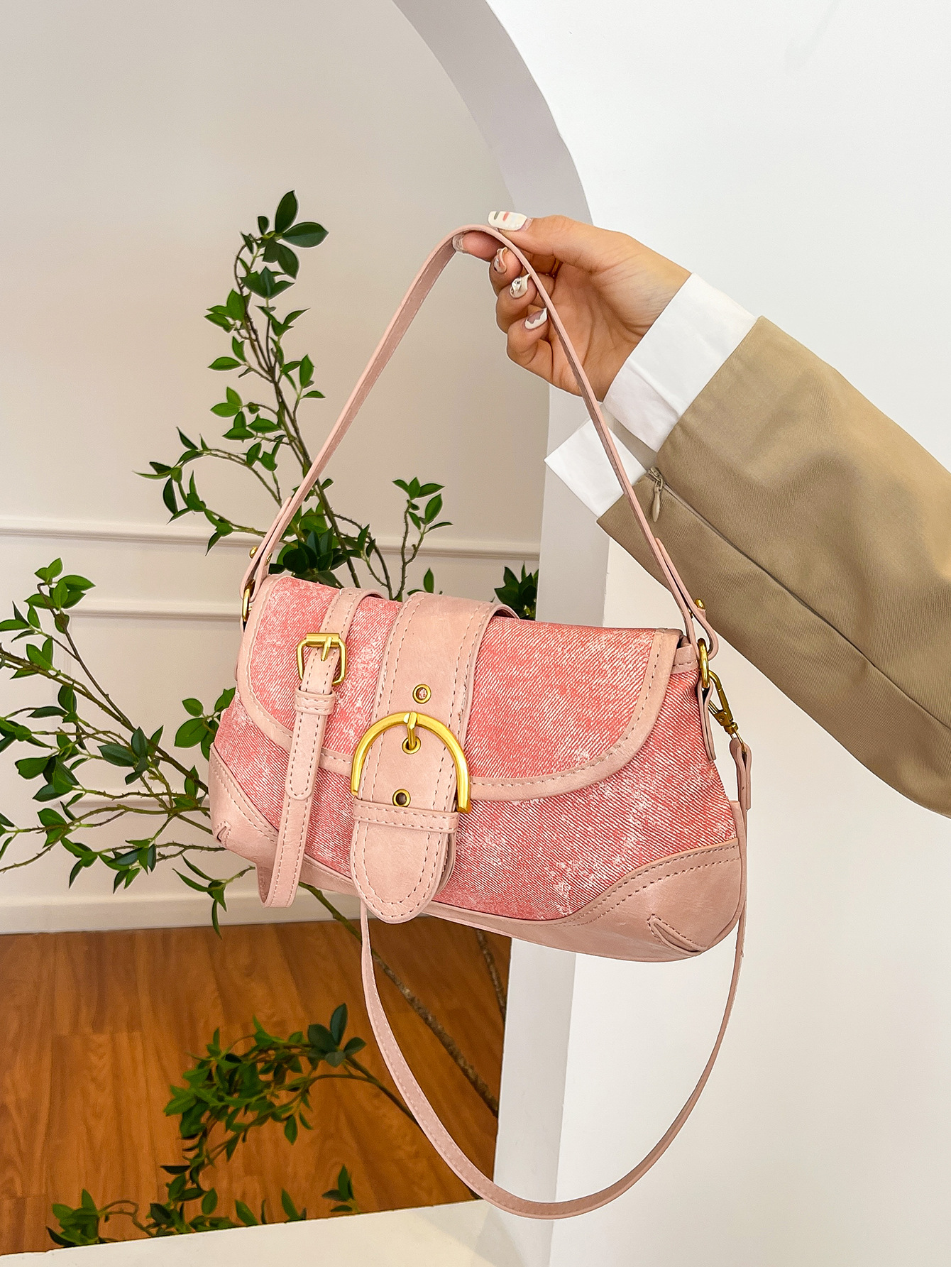 2025 New Women s Designer Fashion Handbag High Quality Solid Color Splicing Shoulder Bag Women s Underarm Square Bag Leisure Wallet Storage Bag