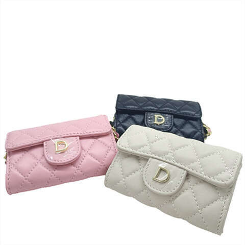 2022 New Black Chain Crossbody Small with Genuine Leather Lingge Trendy and Stylish Short Sheepskin Waist Bag for Women