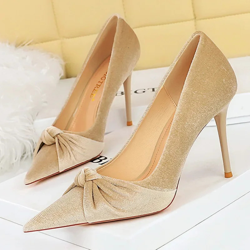 Size 34-43 Women Fetish 10cm High Heels Evening Velvet Pumps Scarpins Wedding Stiletto Heels Lady Green Butterfly Bow Prom Shoes 241209