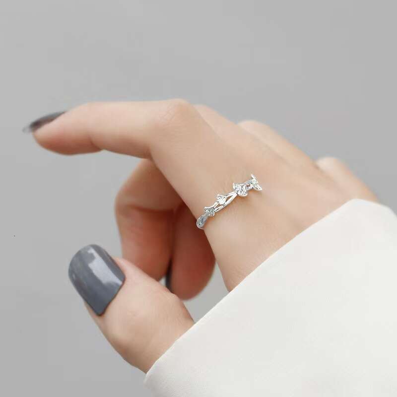 New Hot Selling Ginkgo Exquisite Leaf Personalized Fashion Literary Fresh Open Ring