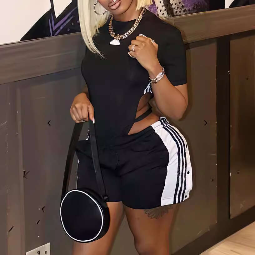 European and American women's fashionable printed sports pants sexy one-piece buckle T-shirt set 2024 new casual versatile fashion clothing