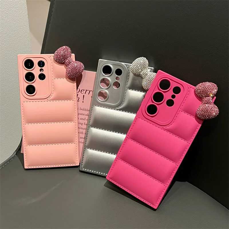 Suitable for Galaxy S23 S22 S21 S24 S20 FE Plus Note 20 Ultra Diamond Kitty bow knot soft down jacket mobile phone case foam cover M241209