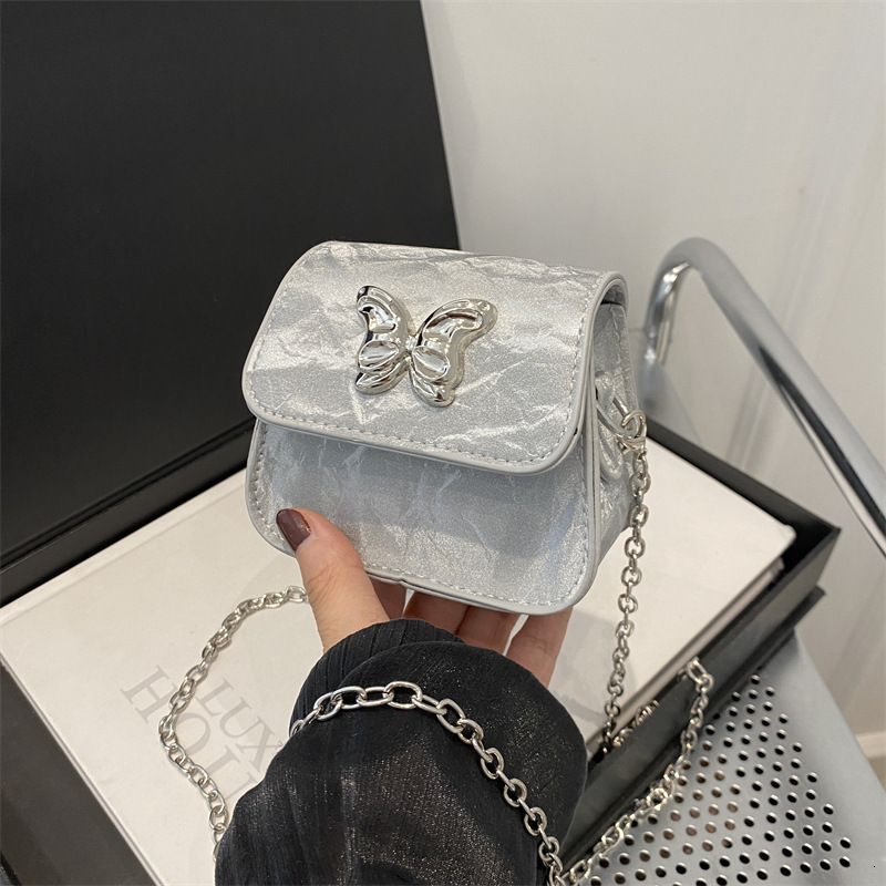 Mini Butterfly Shoulder 2025S Designer New Fashion Texture Women Chain Crossbody Bag Small Fresh Zero Wallet