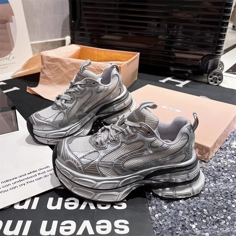 2025 free shipping shoes designer shoes for womens running shoes sliver red ventilation outdoor running shoes size 35-40
