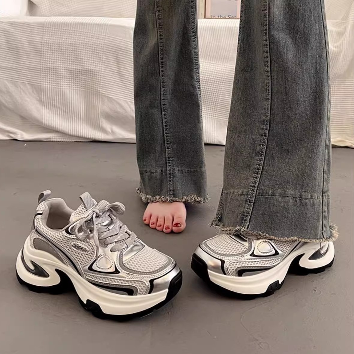2025 free shipping shoes designer shoes for womens running shoes sliver red ventilation outdoor running shoes size 35-40