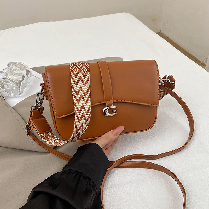 Fashion for women 2025s designer new small square simple casual single shoulder diagonal cross versatile stylish bag women bag