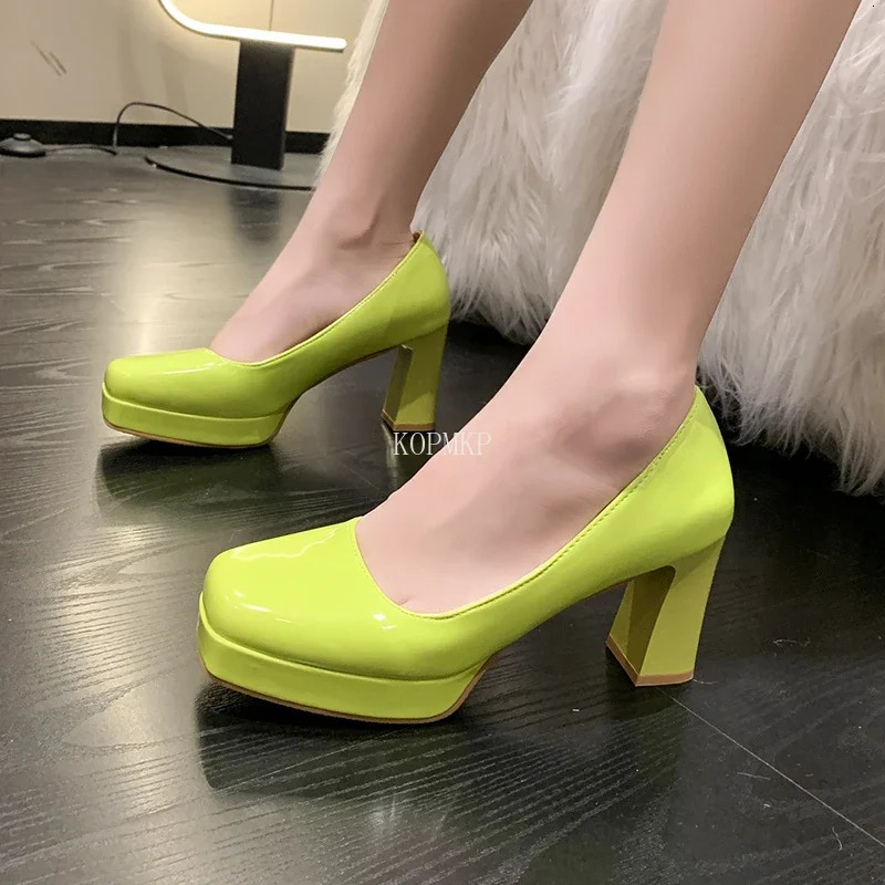 Sexy Square Toe Womens Shoes Heels Patent Leather Wedding Party Big Size 44 Pumps Square Heel Zapatos De Mujer Plataforma 241209