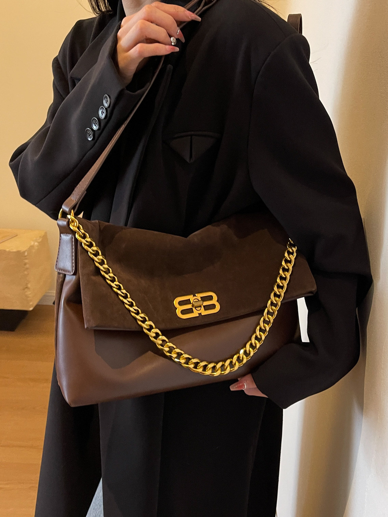 Free shipping designer bag Shoulder Bags single tote bag Crossbody bag metal buckle chain womens bag bowling