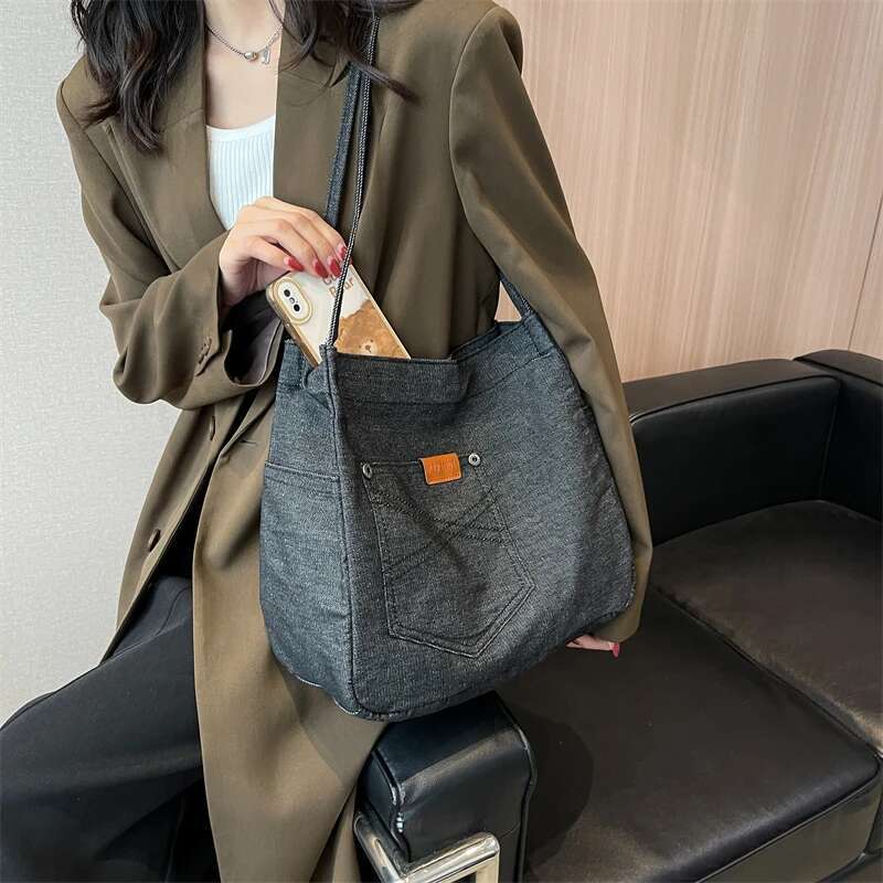 Designer's bag Denim Leisure Time High-capacity Women's Bags Autumn New Retro Style The Single Shoulder Simplicity Versatile Tote Bag