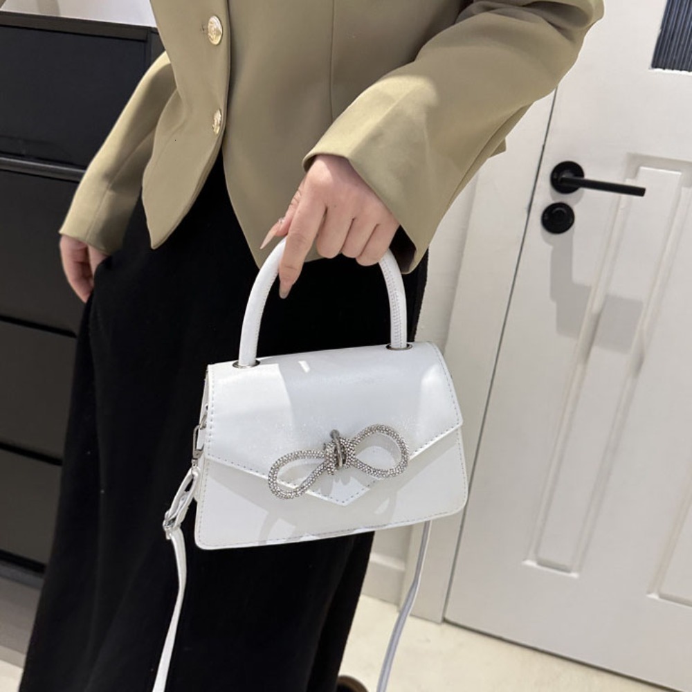 New fashionable shoulder and armpit retro handbag designed for daily leisure commuting PU leather crossbody bag trendy bag bag