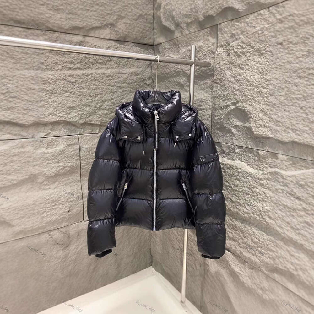 Designer Mackaged Coat Woman Down Jacket Fashion Classic Short Jacket Neutral Thick Down Jacket Classic Casual Letter Retro Down Coat With 2 Colors To Choose ba3